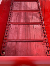 IHC 1540 67H MANURE SPREADER APRON